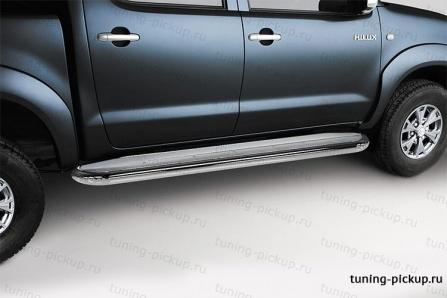 Пороги с нержавеющим листом d 76 (компл 2 шт.) - Toyota Hilux 2011-2015 - Пороги